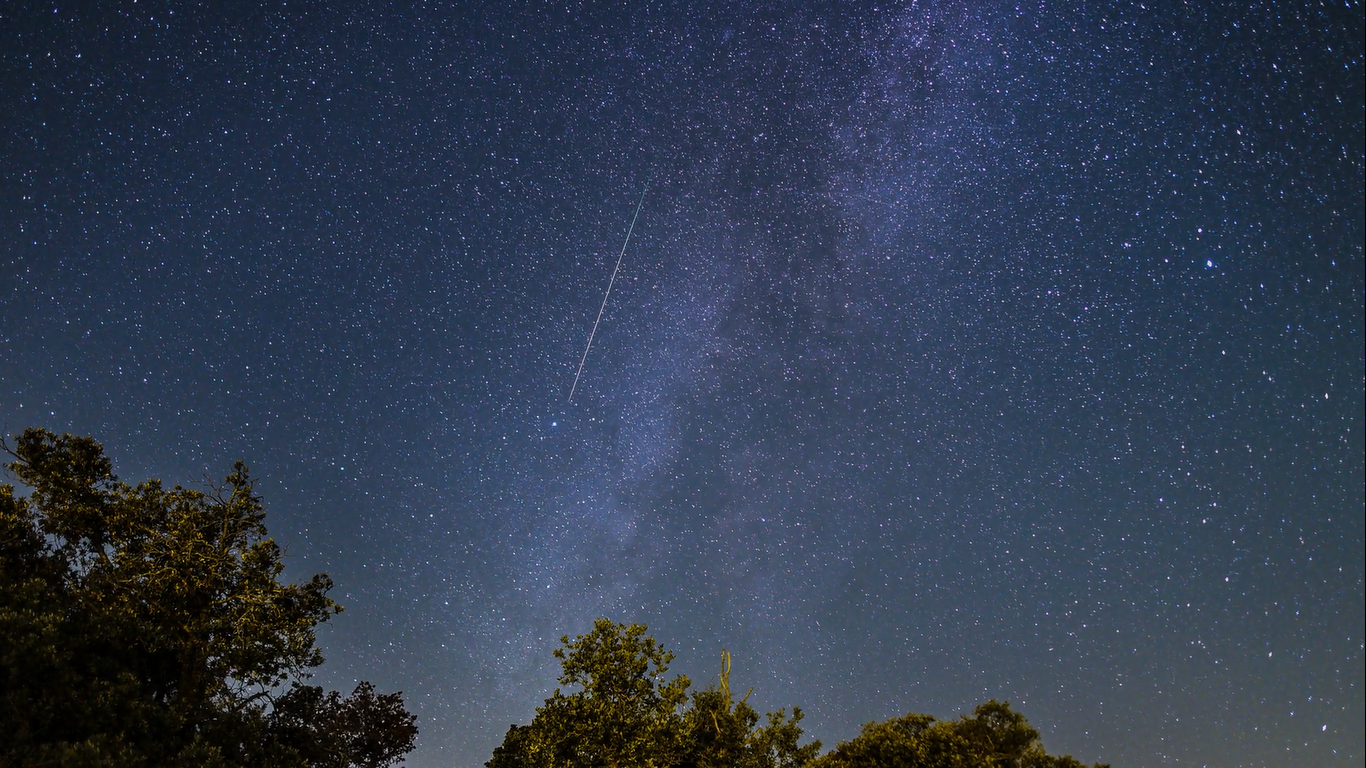 Centenars de meteors en poques hores