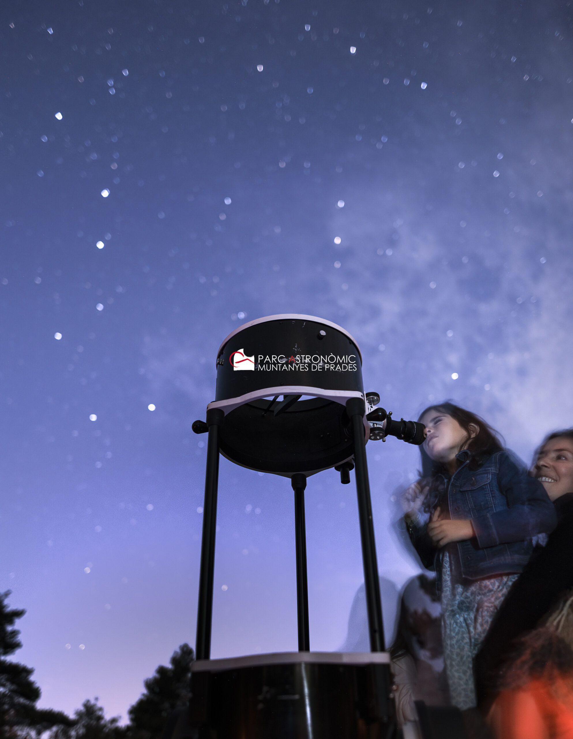 Nena-telescopi-scaled.jpg